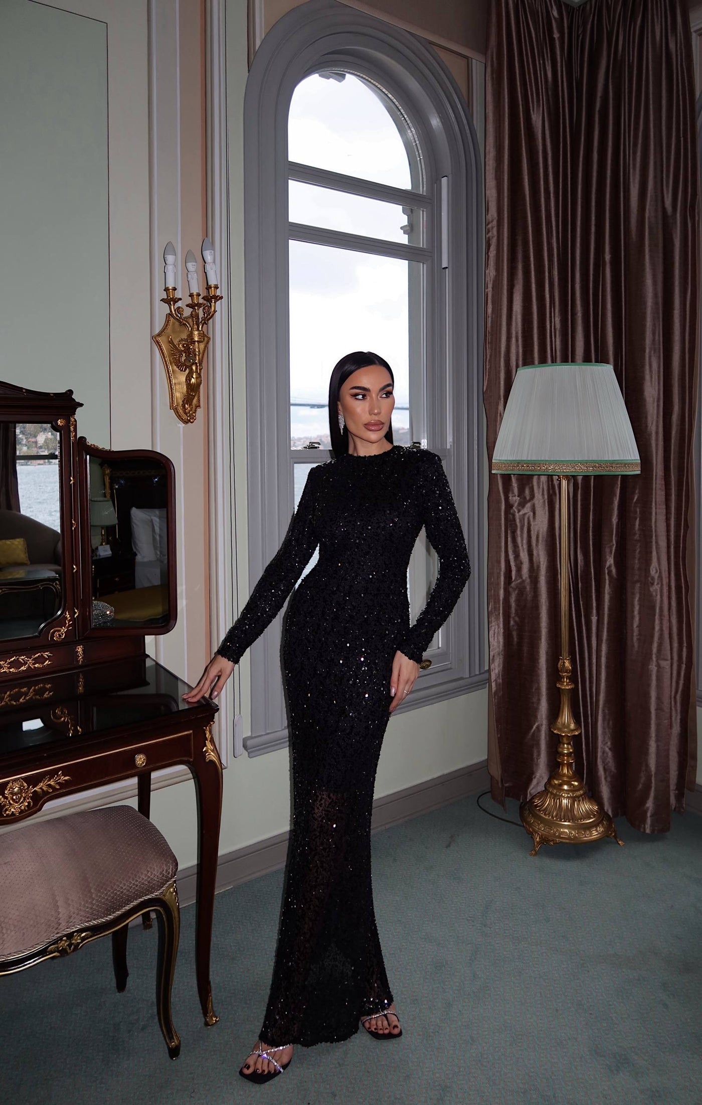 Gala Işıltısı Siyah